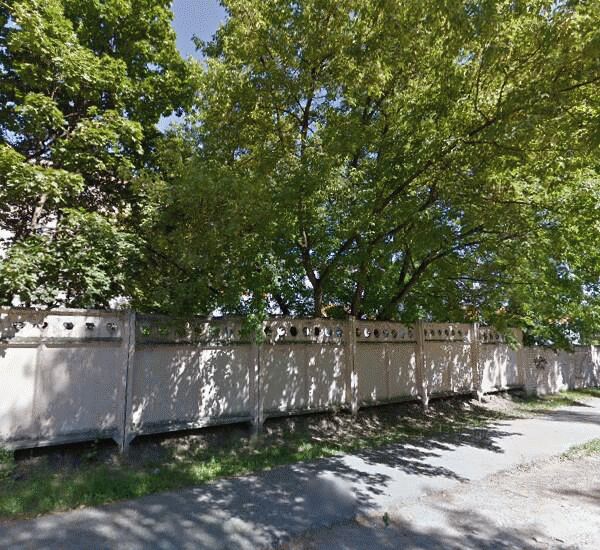 Банкомат Сбербанка России по адресу улица Фурманова 12